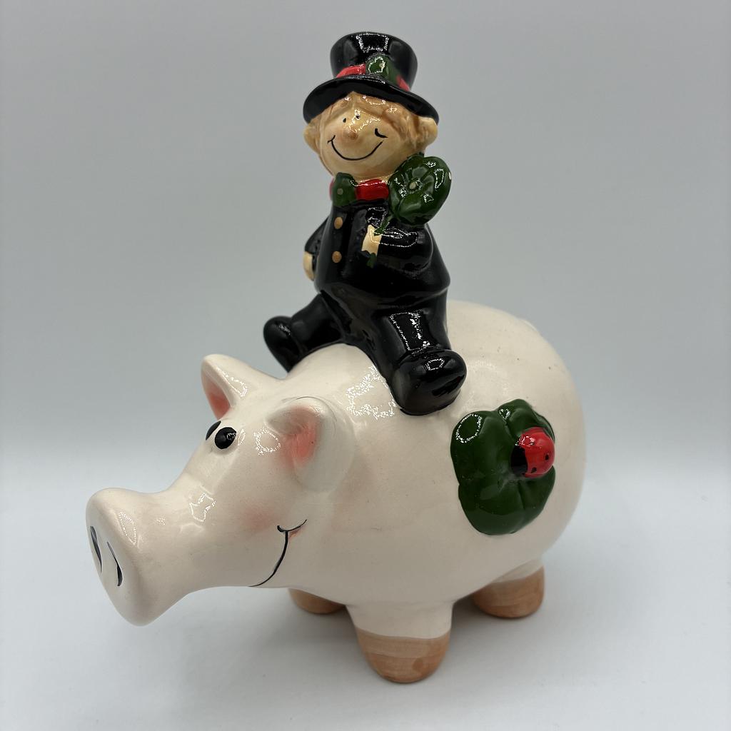 Rauchfangkehrer auf Schwein
Keramik, 17 cm
